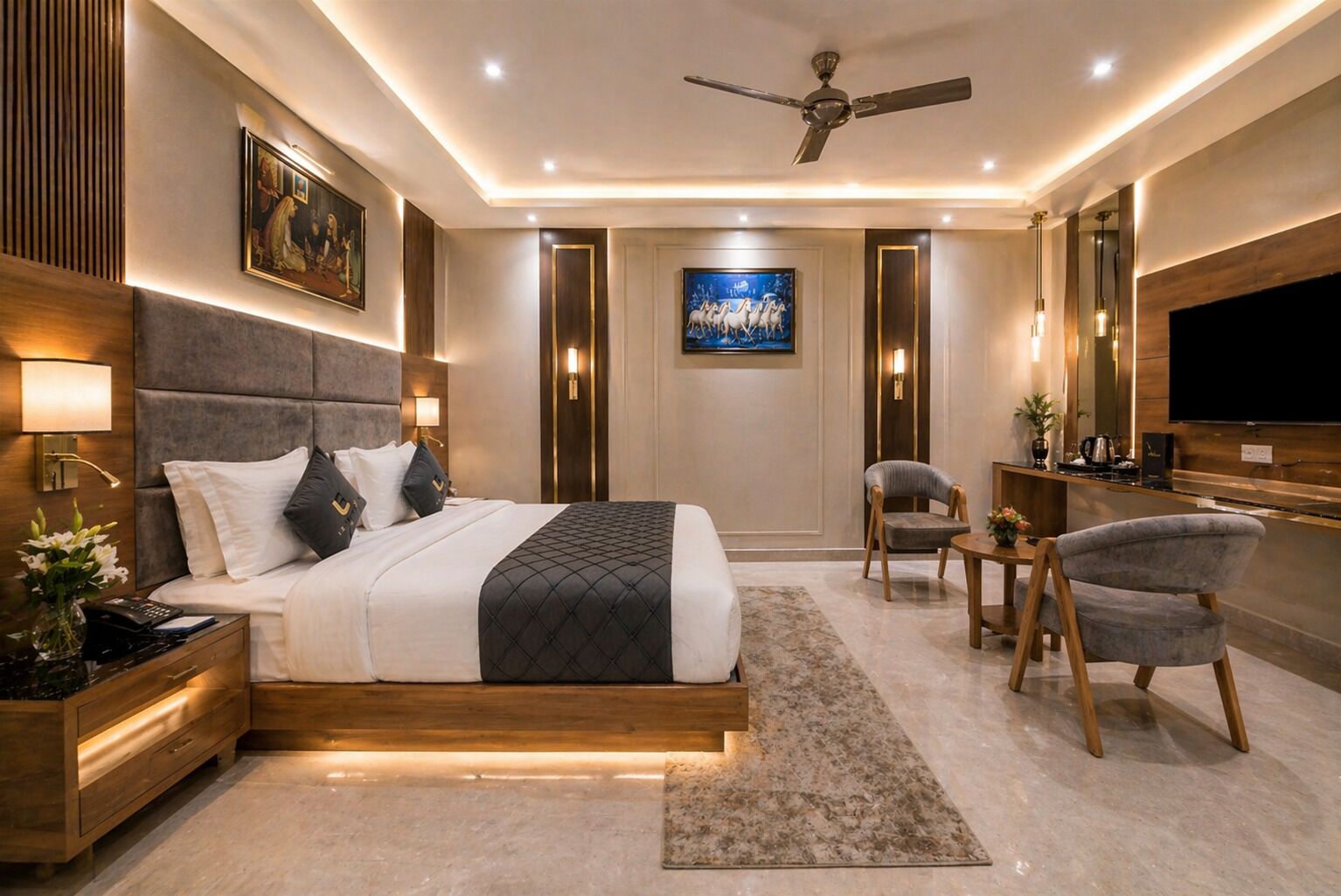 Laptop workspace, iron/ironing board, free WiFi