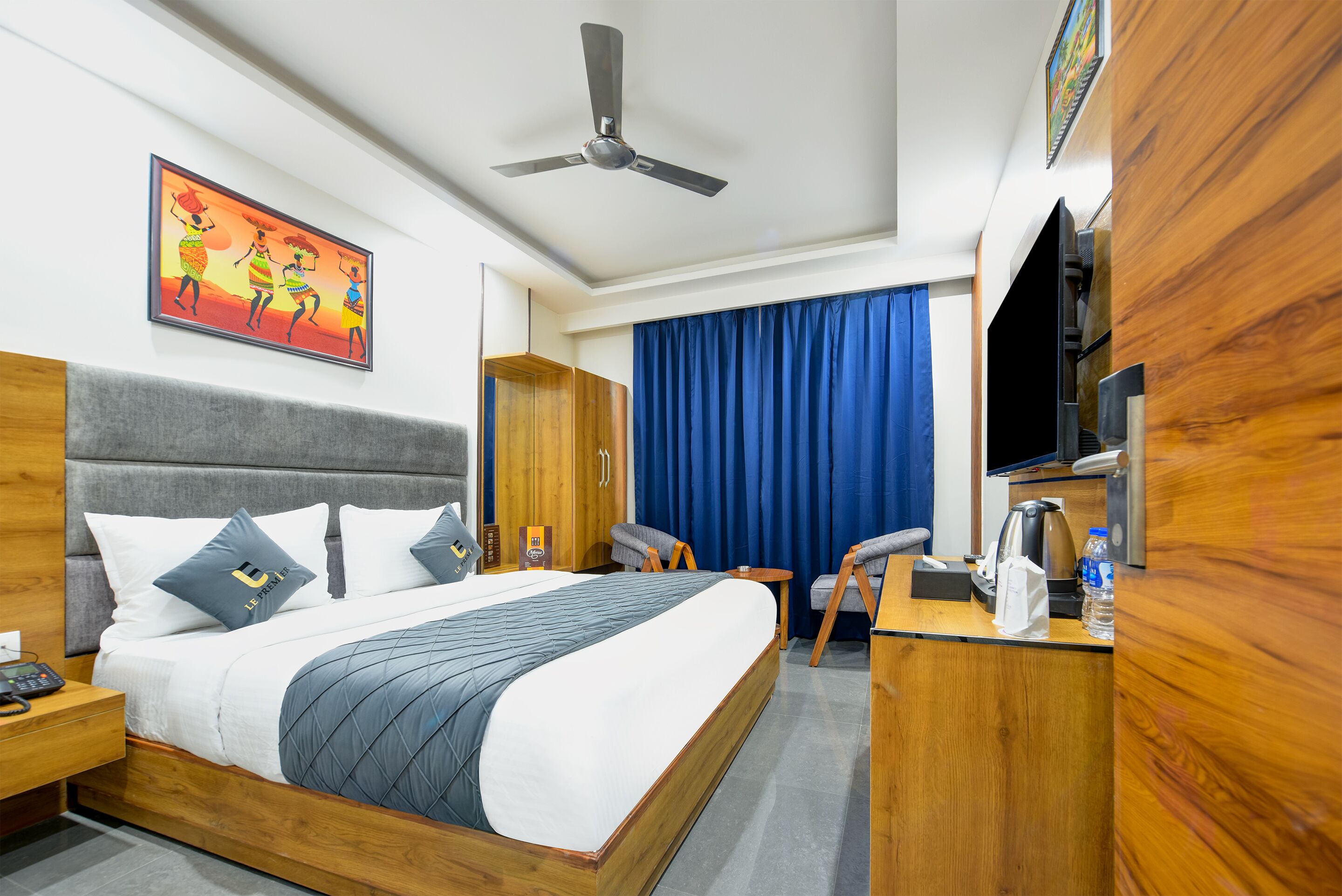Photo - Hotel Le Premier Delhi Airport With Free Airport Pic Up