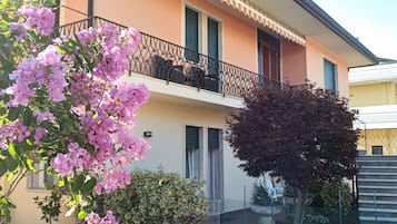 Dettaglio esterni