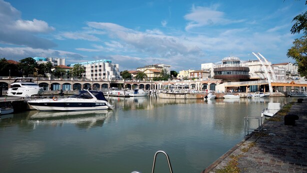 Marina