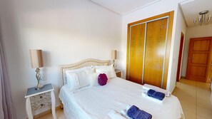 2 soverom, wi-fi (inkludert) og sengetøy