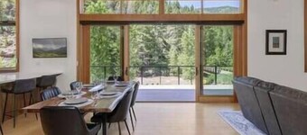 Rio Vista Telluride w/ hot tub!