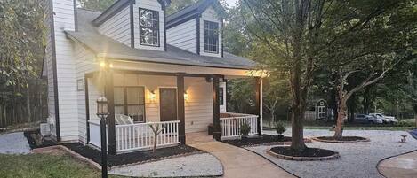 المنشأة من الخارج