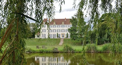 Christmas or New Year in a magnificent Château with accommodation for 35 people