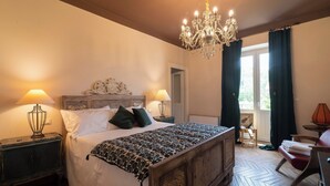 Junior Suite, Balcony, Garden View | In-room safe, blackout drapes, soundproofing, WiFi (free) - CasaBella 22 (Moncalvo)
