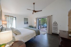 3 slaapkamers, een strijkplank/strijkijzer, reisbedje, wifi