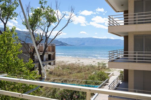 The Blue Apartment 2BR Balcony Seaview