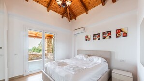 House | 4 bedrooms - Siar The Large Villa Garden Beach Access (Lukovë)