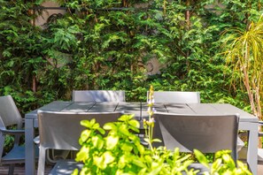 House, Smoking | 3 bedrooms - Luxury Living in Shkoder s Historic Heart (Shkodër)