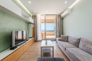 1 bedroom - Naos Beach Apartment (Vlorë)