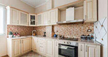 The Old-clock Apartment