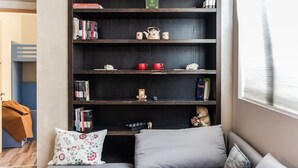 Room - Cozy Family Apartment (Tirana)