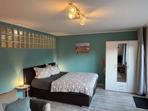 1 bedroom, iron/ironing board, travel crib, WiFi