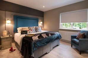 7 dormitorios, tabla de planchar con plancha, wifi y ropa de cama