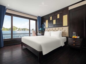 Minibar, iron/ironing board, free WiFi - Aqua Elegance Cruise (Ha Long)