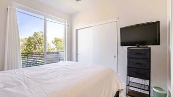 2 bedrooms, iron/ironing board, travel crib, free WiFi