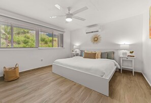1 bedroom, iron/ironing board, WiFi, bed sheets - Marie's Oceanfront Condo-1bdrm-3 Pools
(St. Thomas)