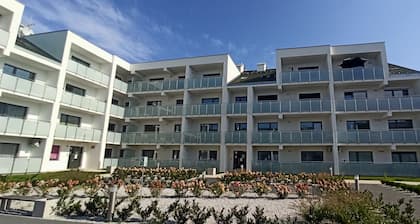 SAILOR Family Apartment - 2 rooms, Air-con, Netflix, beach 350m, free parking