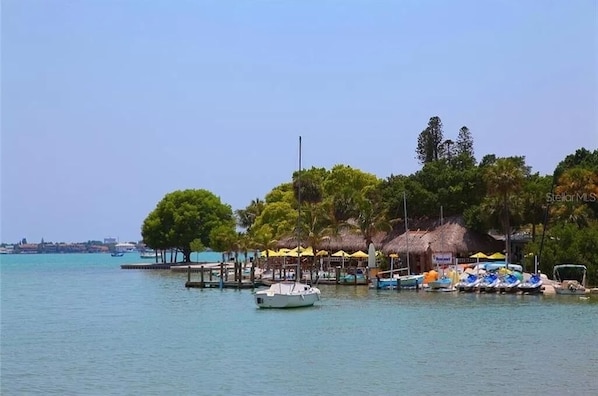 Marina - Cozy & Charming 4/4 bungalow with pool close to the Village, Lido & Siesta Keys (Sarasota)