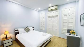 City Double Room | Free WiFi