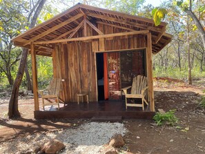 1 quarto, espaço de trabalho para notebook, Wi-Fi de cortesia