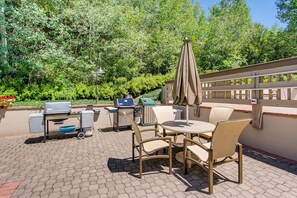 Outdoor dining - Kiva 428 - 3 Bedroom + Loft (Beaver Creek)