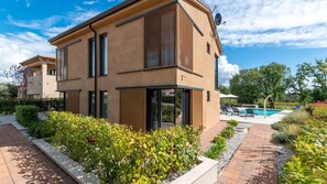 Exterior - Modern Villa Pedena Kadumi with swimming pool, jacuzzi and sauna (Kadumi)