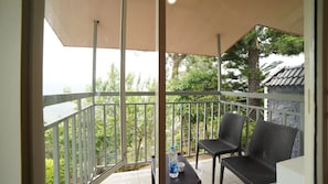 Premium Double Room, Valley View | Balcony view