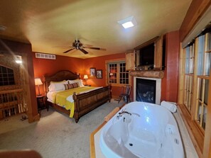 1 makuuhuone, työpöytä, silitysrauta/-lauta, Wi-Fi