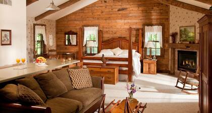 The Doorgeous Tamarack Cabin
