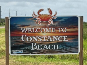 Unclassified image, 3 of 14, button