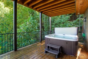 Bain à remous extérieur