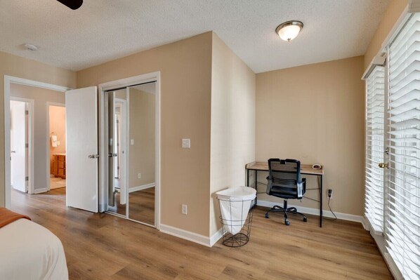 2 bedrooms, desk, iron/ironing board, travel crib