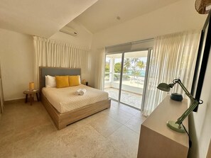 3 bedrooms, iron/ironing board, free WiFi, bed sheets - Golden Sands Beachfront 3-bed Penthouse @ Emotions (Puerto Plata)