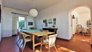 Dining - Charming villa with garden and sea view (Fréjus)
