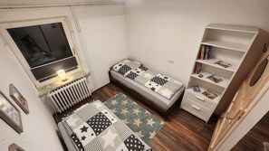 3 chambres, lit de bébé portatif, accès au Wi-Fi (inclus)