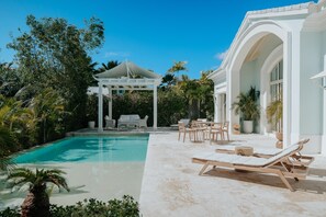 Pool - Luxury Pool Two Bedroom Suite (Punta Cana)