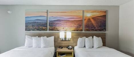 2 makuuhuonetta, työpöytä, silitysrauta/-lauta, Wi-Fi