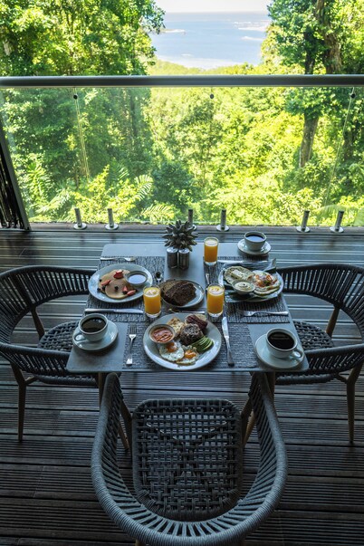 Exclusive Luxury Villa in Peninsula Osa: A Secluded Paradise!