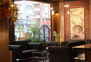 Coffee shop