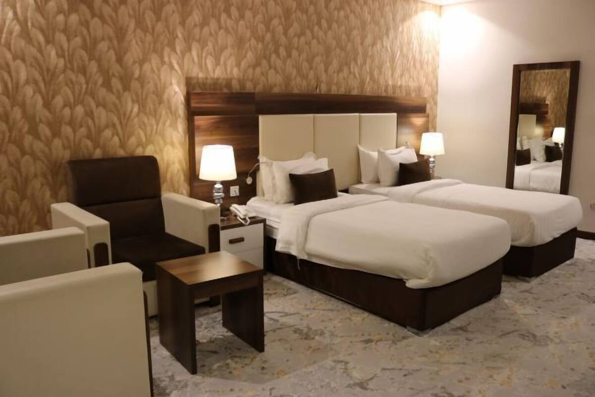 1 bedroom, minibar, desk, laptop workspace