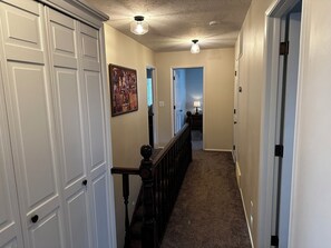 Interior - Beautiful & Spacious 7-Beds by 𝐁𝐘𝐔𝐈 (Rexburg)