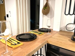 Dining - Entire Home 3beds- 1Bath in New Haven, Connecticut (New Haven)