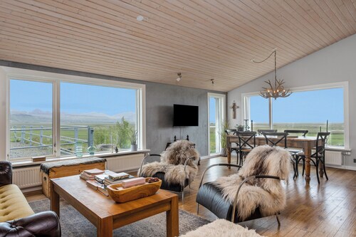 Hrisdalur stable villa - stunning views. Three bedrooms and a sauna