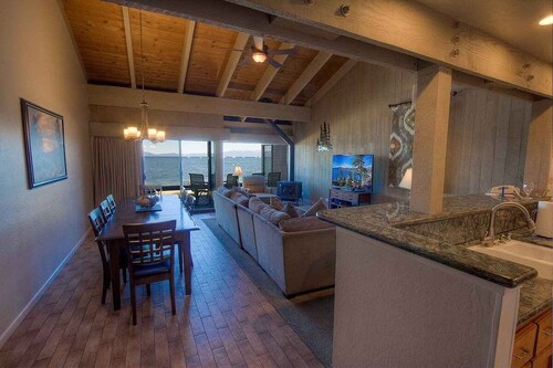 Sky Lake Splendor - Wonderful Lakefront Condo