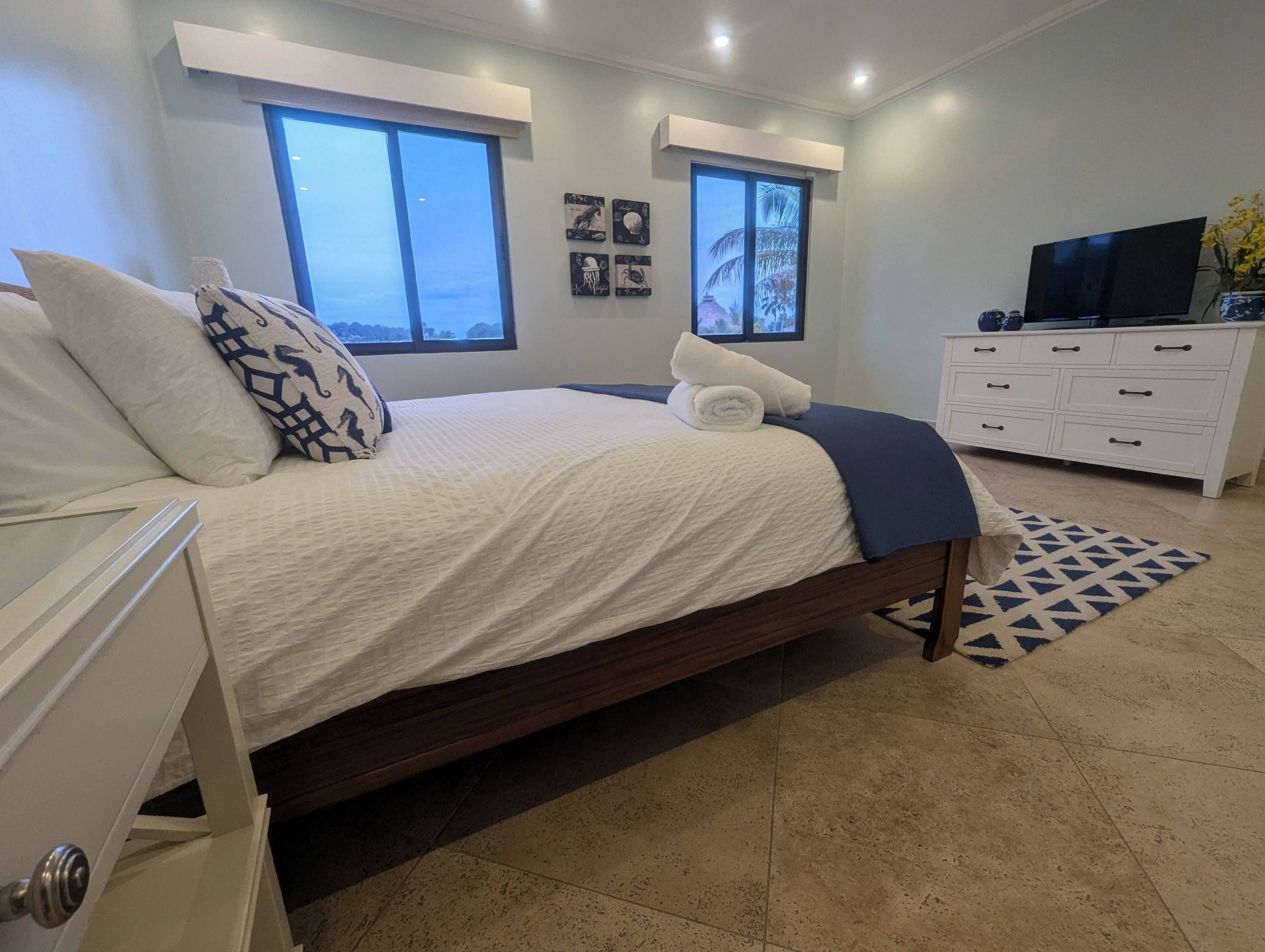 4 chambres, fer et planche à repasser, Wi-Fi, draps fournis