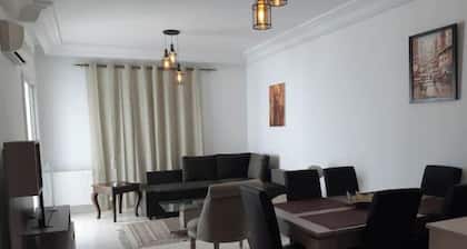 Cozy and spacious apartment near the beach