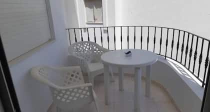 Cozy and spacious apartment near the beach