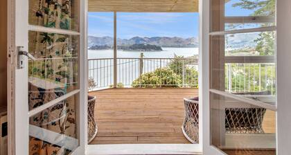 Bayview Beauty - Charteris Bay Holiday Home