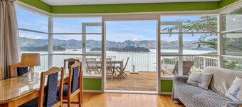 Bayview Beauty - Charteris Bay Holiday Home